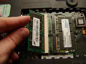 IBM Notebook Memory  IBM Thinkpad ThinkPad 345C/CS, 355 series, 360 series  ThinkPad 535X memory upgrades guide on installing laptop memory modules laptop's ram faq