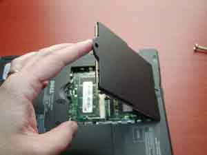Dell Inspiron 2500 (PIII 700/850), 3700 (PII 400,PIII 450/500,C433/466) Memory Upgrades and installation guide